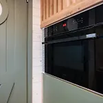 Tiny House Ingo John 'shadow'