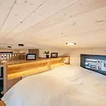 Tiny House Ingo John 'shadow'