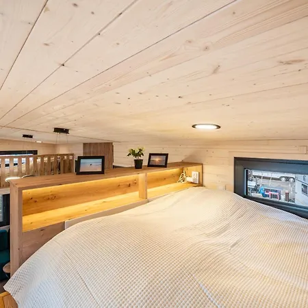 Tiny House Ingo John 'shadow'