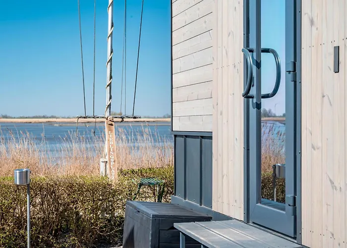 Tiny House Ingo John 'shadow' Vakantiehuis